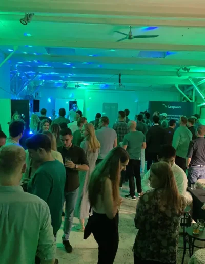 Dans til firmajulefrokosten